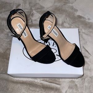 Steve Madden - Black Suede Heels